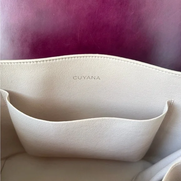 Cuyana System Tote with Shoulder Strap and Leather Organizer Insert - Picture 6 of 7